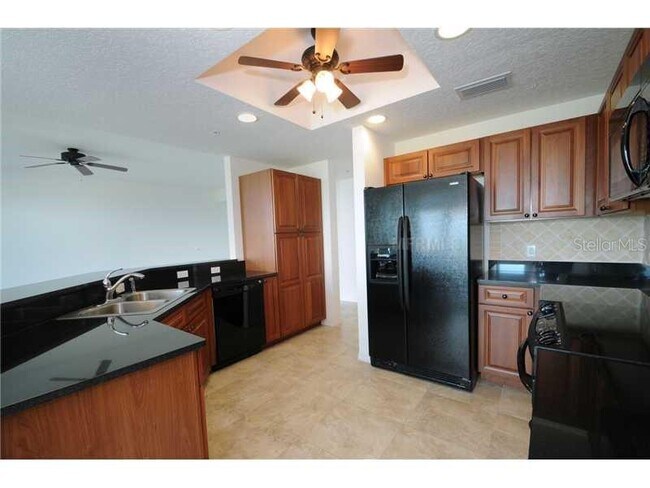 Foto del edificio - 10851 Mangrove Cay Ln NE