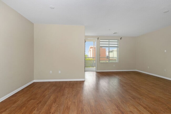 Building Photo - 12668 W Chapman Ave