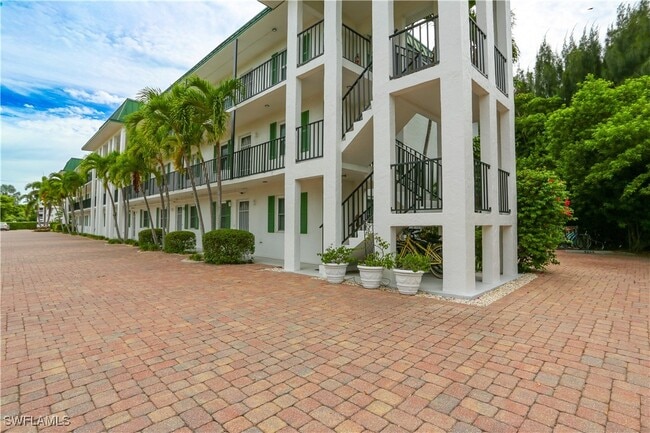 Building Photo - 3030 Binnacle Dr