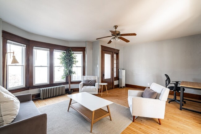 Building Photo - Maryland Lower near UWM