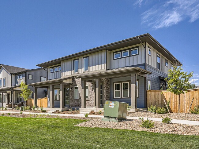 Foto del edificio - Spacious 4BR Home w/ Bonus Room in Cherry Creek School District!