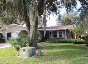 Building Photo - 414 Sioux Blvd