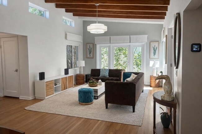 Building Photo - 248 Cortez Rd