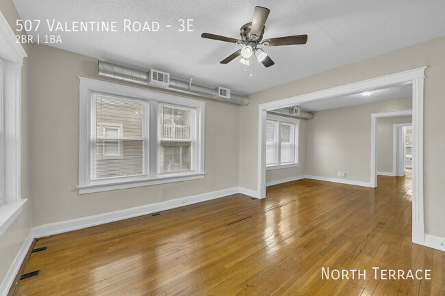Building Photo - Charming 2-Bedroom in a Historic 6-Plex – ...