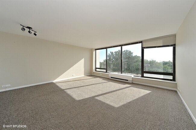 Foto del edificio - 5445 N Sheridan Rd