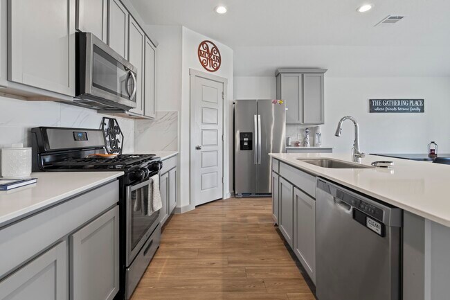 Foto del edificio - 302 Dusty Bridle Ln