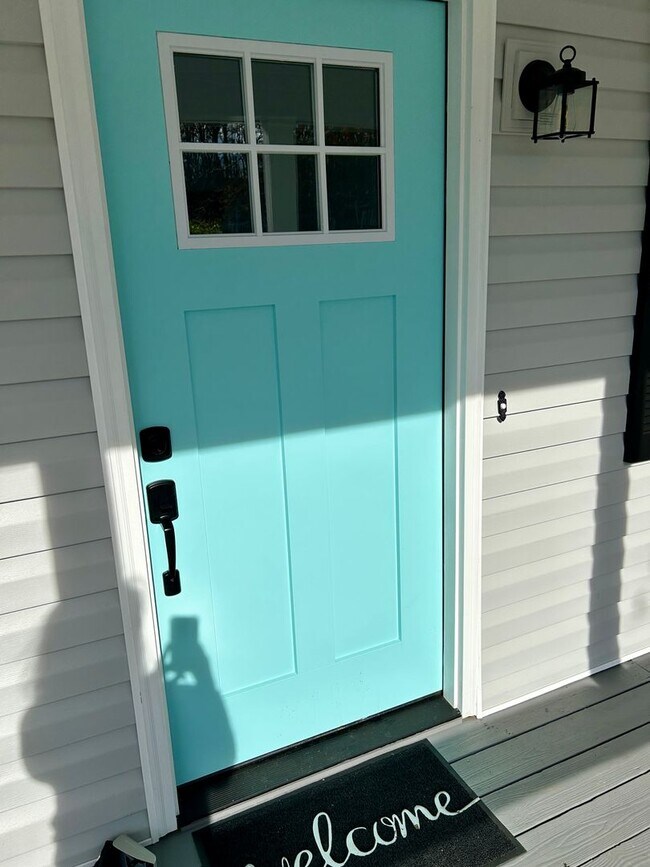 Foto del edificio - Fully Renovated One-Level Home in the heart of Chesterfield – New HVAC, Windows & Stunning Kitchen!