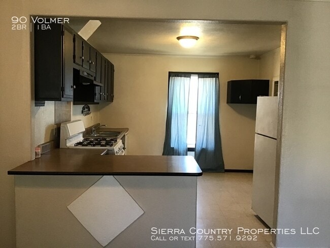 Building Photo - Located in North Reno 2bedroom plus den