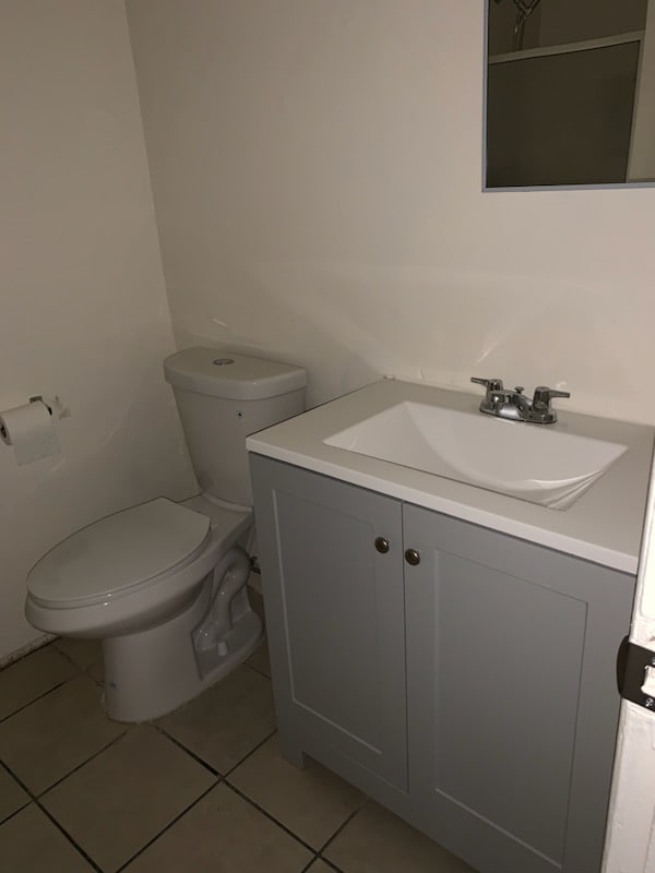 Foto del edificio - 7002 Linda Vista Rd