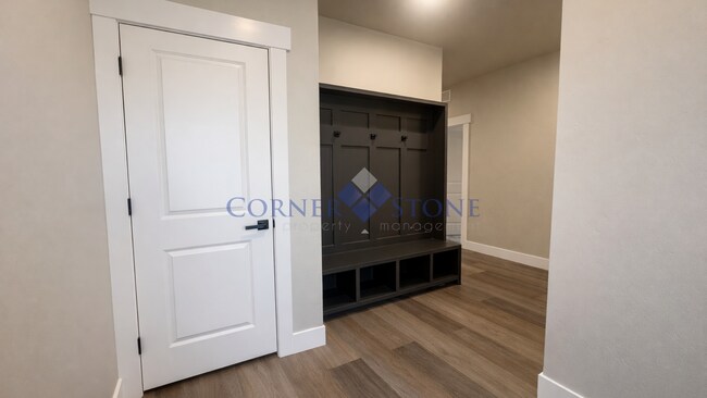 Foto del edificio - Brand New Duplex in Meridian!
