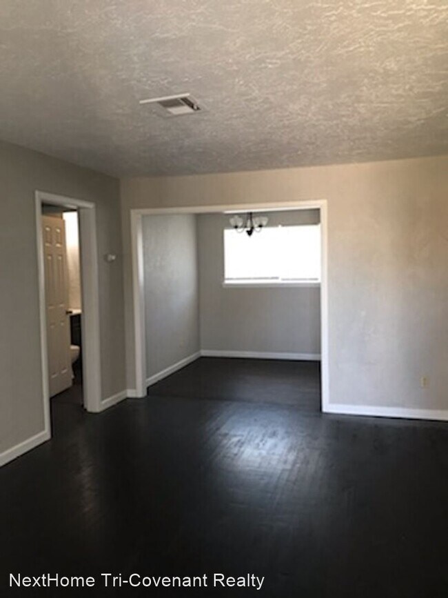 Foto del edificio - 3 br, 1.5 bath House - 432 NW 54th