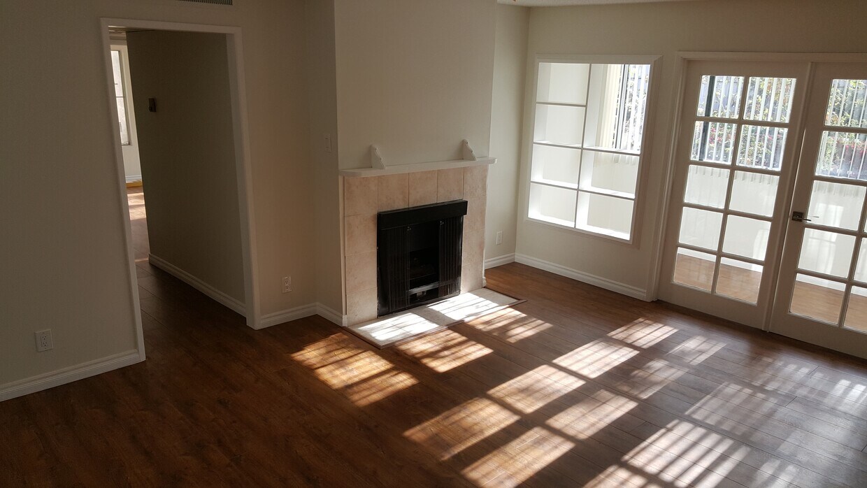 13212 Summertime Ln Unit 212, Culver City, CA 90230 Condo for Rent in