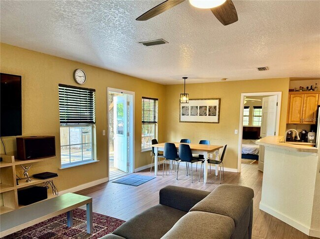Foto del edificio - 5722 SW 85th St