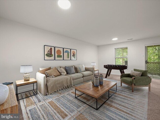 Foto del edificio - 9537 Clocktower Ln