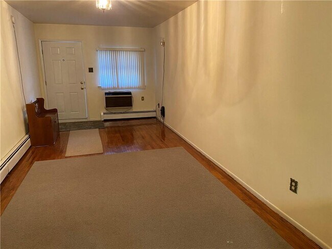 Foto del edificio - 1808 E 18th St