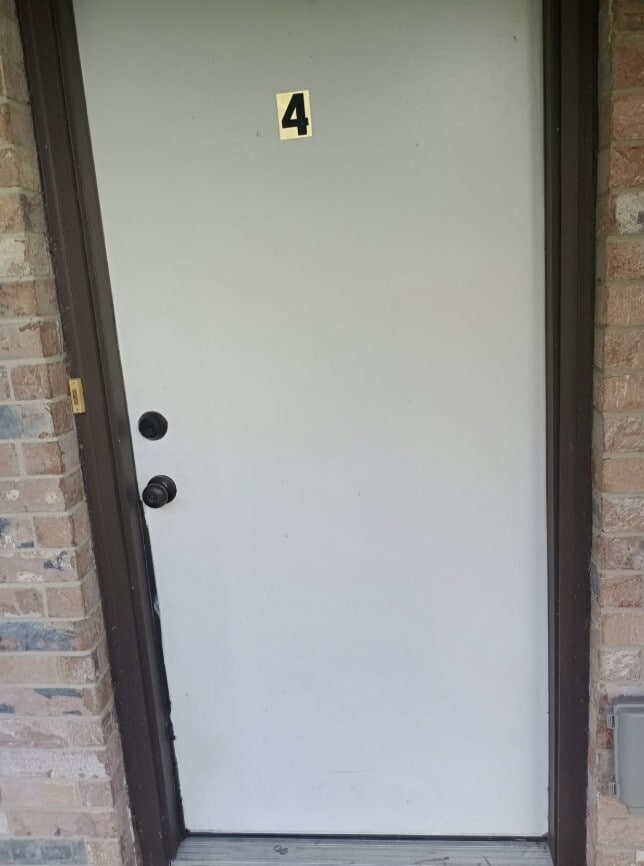 Foto del edificio - 14411 Pine St