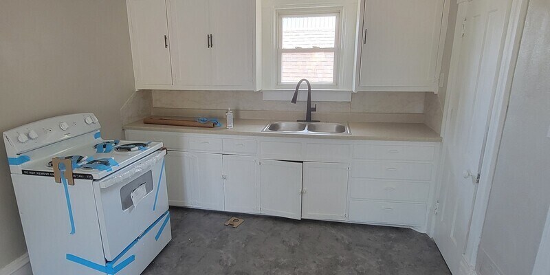 Primary Photo - 516 2nd Ave S Duplex