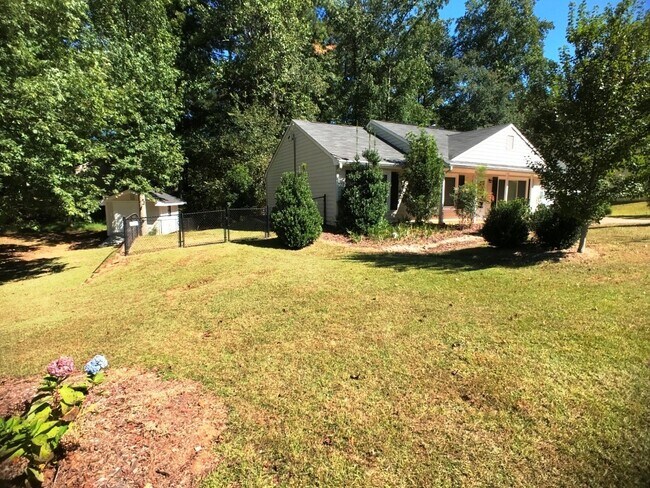 Foto del edificio - Ranch Home - 3BR/2BA - Powder Springs