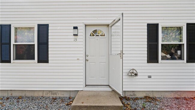 Foto del edificio - 15 Abbott Ave