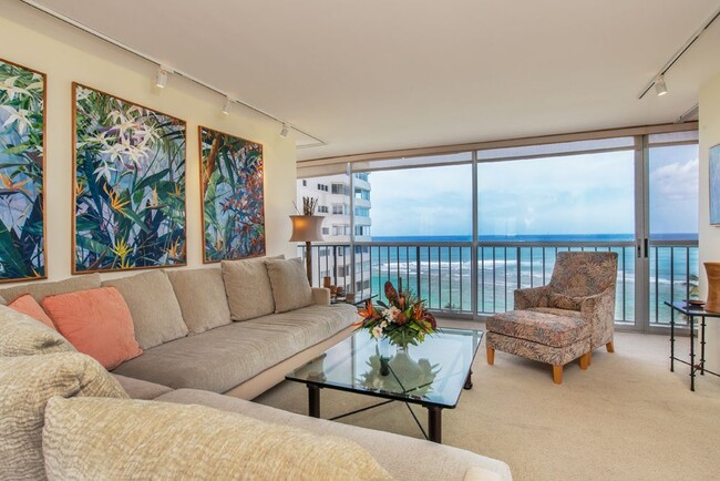 View gorgeous sunsets, surfers and paddlers - 3056 Kalakaua Ave