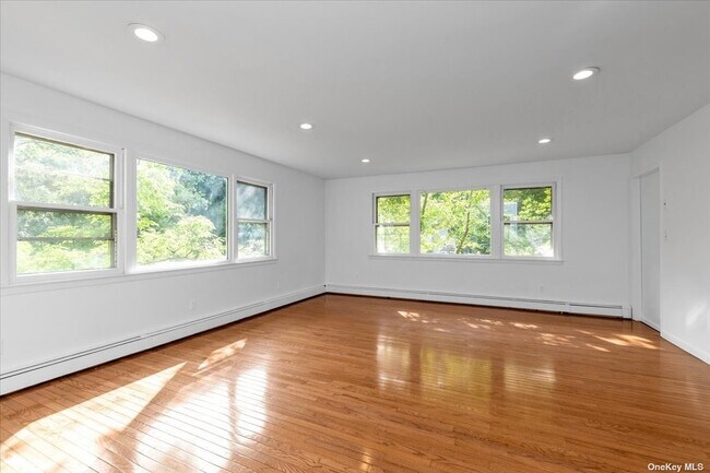 Foto del edificio - 22 Putnam Ave