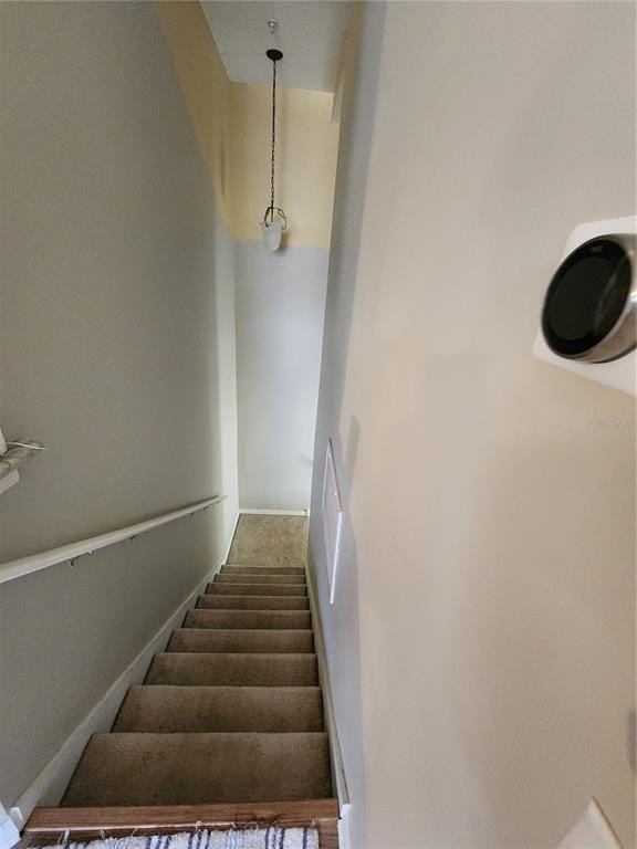 Foto del edificio - 546 Climbing Ivy Ct