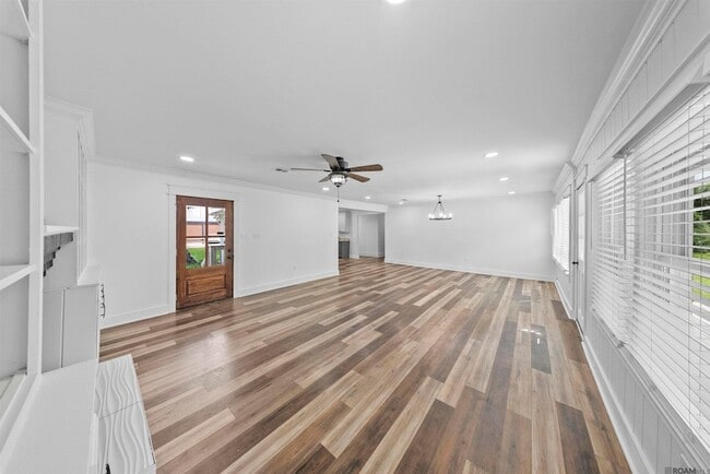 Foto del edificio - 105 3rd St