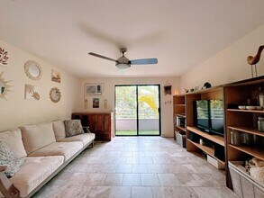 Building Photo - 2747 S Kihei Rd