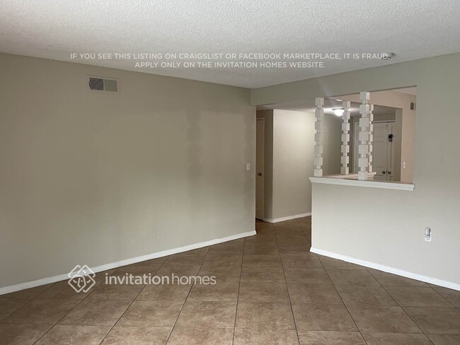 Building Photo - 6349 Orange Knoll Ave