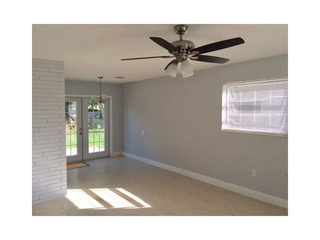 Foto del edificio - 6161 SW 42nd Pl