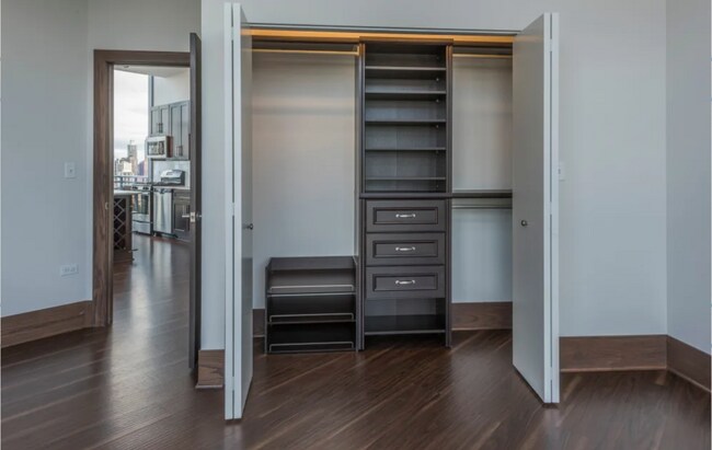 Foto del edificio - 1421 N Halsted St