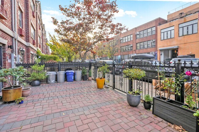 Foto del edificio - 673 Bergen St