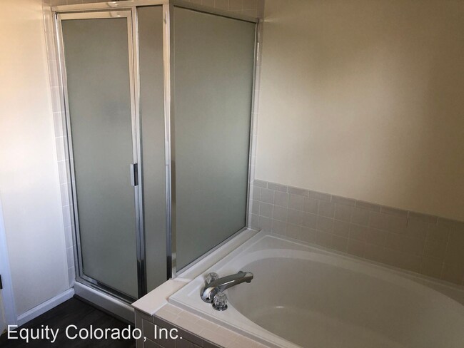 Building Photo - 3 br, 2.5 bath House - 3750 S. Lisbon Court