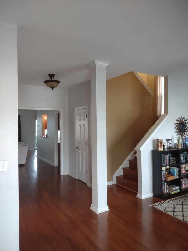 Foto del edificio - Outstanding FIVE Bedroom Home in Northeast Columbia!