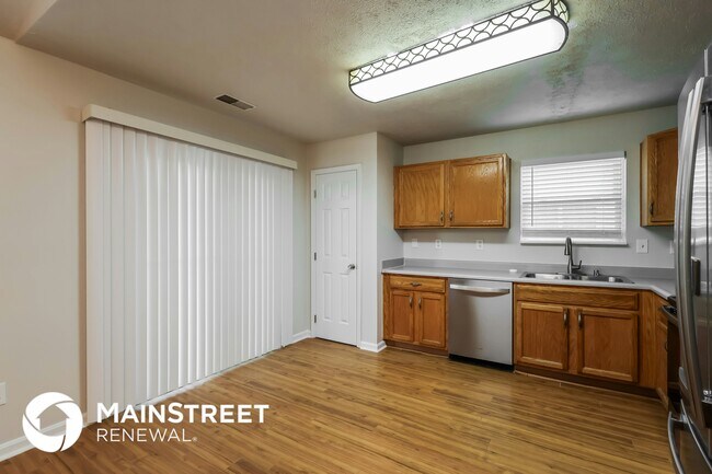 Foto del edificio - 534 Matterhorn Dr