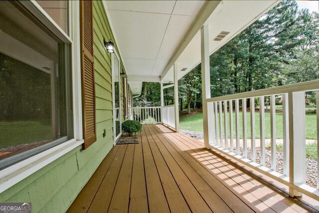 Foto del edificio - 205 Kingswood Dr