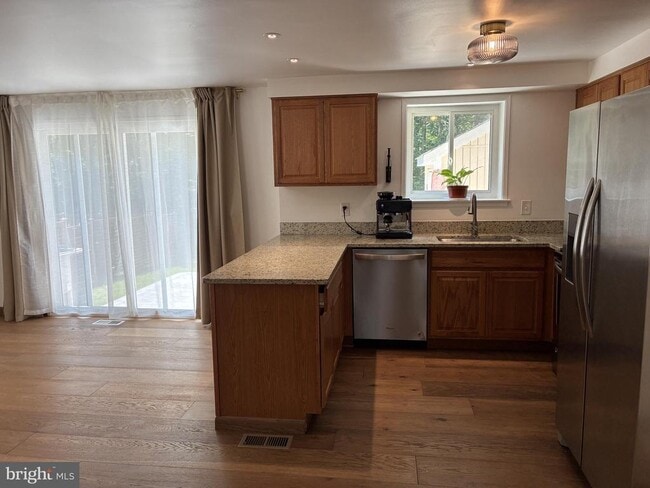 Building Photo - 14430 Pebble Hill Ln