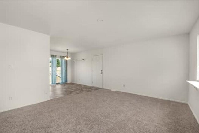 Foto del edificio - 4 br, 2 bath House - 9430 Bar B Road