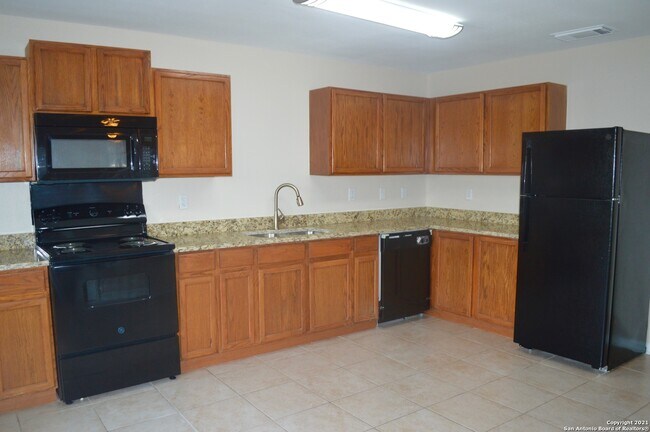 Foto del edificio - 6667 Beech Trail Dr