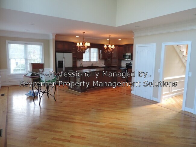Building Photo - 39 Stoney Creek Cir