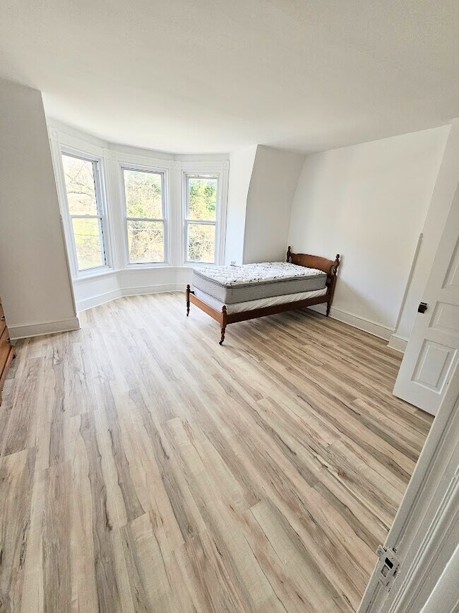 148 Clymer St, Reading, PA 19602 House Rental in Reading, PA