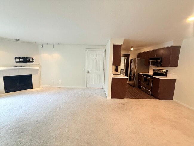 Building Photo - Gallery Condominiums - Downtown Kirkland