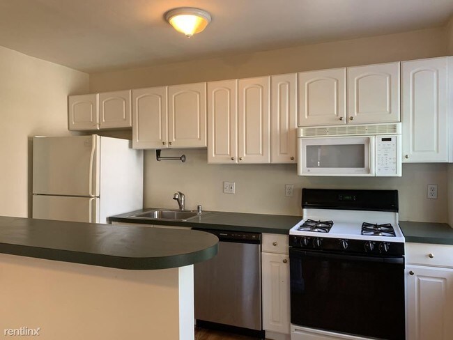 Foto del edificio - 2760 Devonshire Pl NW