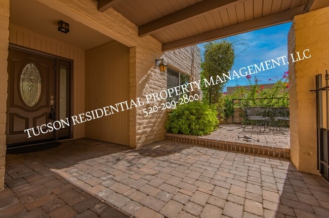 Building Photo - 5084 N Camino Del Lazo