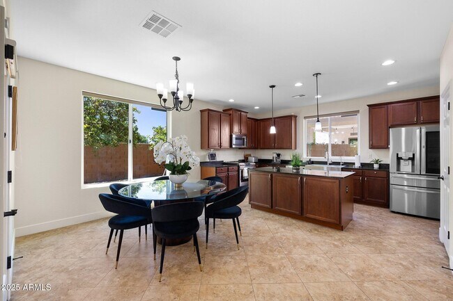 Foto del edificio - 3437 E Mesquite St