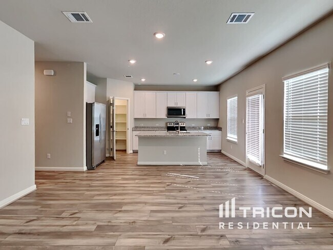 Building Photo - 5802 Nyla Way St. Hedwig TX