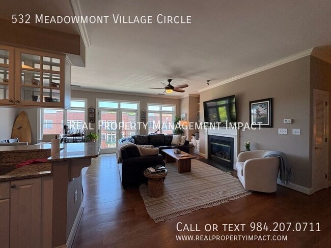 Building Photo - 532 Meadowmont Village Cir