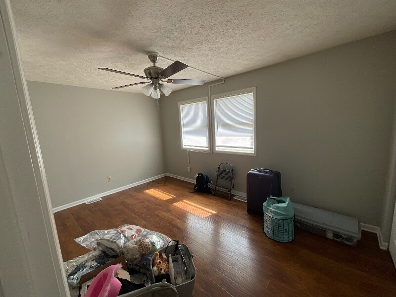 Foto principal - 734 5th St
