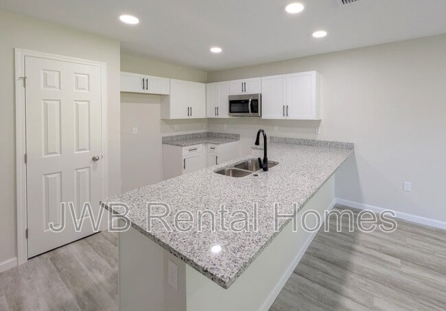 Photo - 1116 Comanche St Townhome