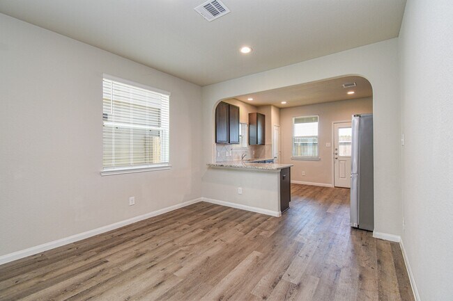 Foto del edificio - 23610 Goodfellow Dr